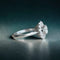 Bague 52 Bague halo en or blanc 18 carats avec diamants (1 ct) 58 Facettes 369