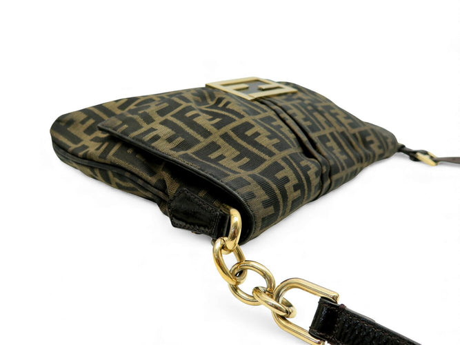 sac a main FENDI baguette 8bt163 toile logo monogramme zucca bandouliere 58 Facettes 271140