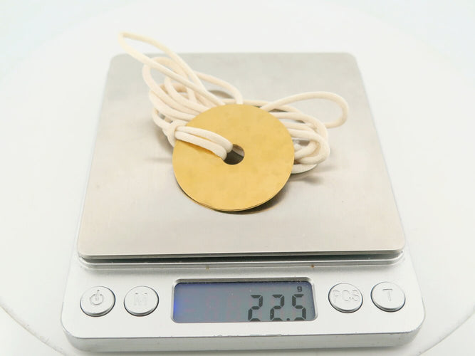 Collier Dinh Van - Collier pendentif Pi 40 mm en or jaune 24k martelé 58 Facettes 271154