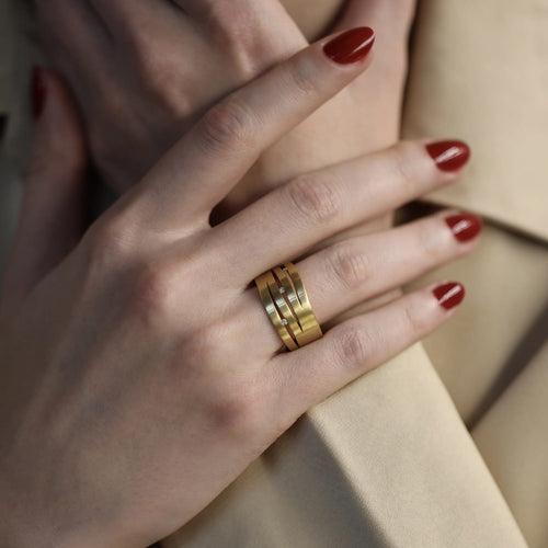 Bague 54.5 Niessing Fontana - Bague en or jaune 18k et 3 diamants 58 Facettes FB11219