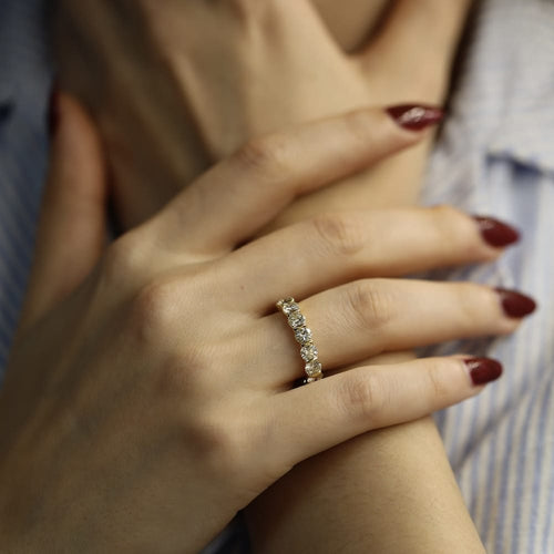 Bague 50 Alliance diamants en or jaune 18 Cts - 3,30 Cts - Taille 50 58 Facettes FB09866