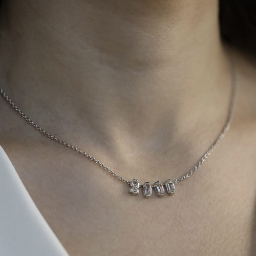 Collier Collier pendentif chiffre 2000 en platine et diamants 1,50 ct, 41 cm 58 Facettes FB10180