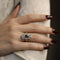 Bague 55 Bague en or jaune et gris 18 Cts avec saphirs et diamants vers 1970. Taille 55. 58 Facettes FB10280