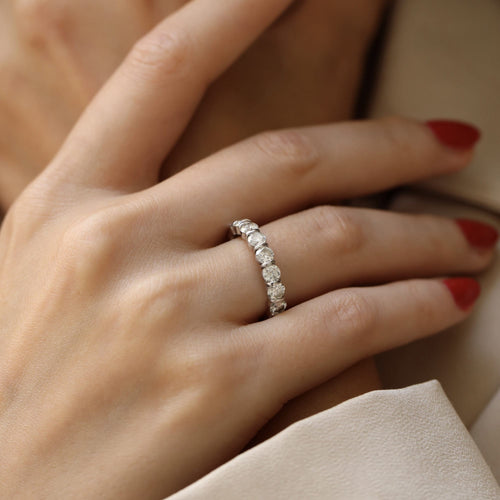 Bague 53 Alliance Or Gris 18k – 17 Diamants 2.90 cts H-VS – Sertie Bâtons – Taille 53 58 Facettes FB10846