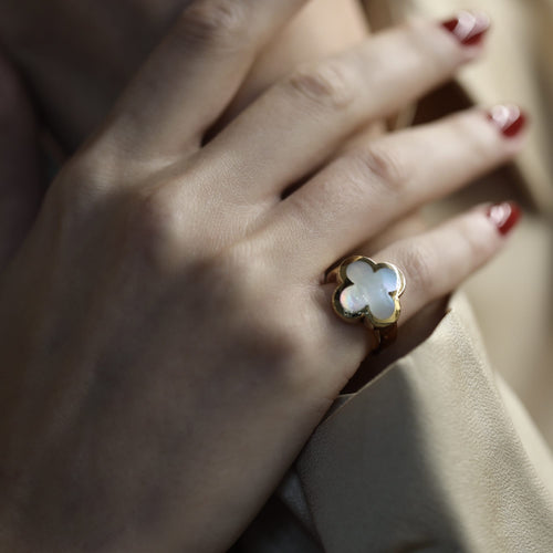 Bague 46.5 Bague Van Cleef & Arpels Pure Alhambra – Or Jaune 18k – Vers 2010 – Taille 46,5 58 Facettes FB11032