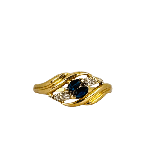 Bague 53 Bague vintage en or jaune 18k avec saphirs marquise et diamants 58 Facettes 2601005