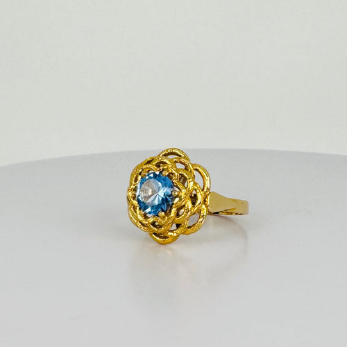 Bague 56 Bague vintage avec topaze bleue en or 18k 58 Facettes 2509004