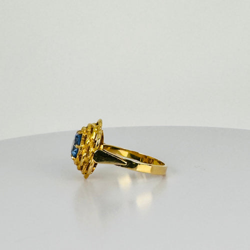Bague 56 Bague vintage avec topaze bleue en or 18k 58 Facettes 2509004