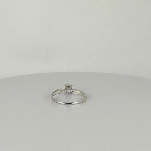 Bague 53 Bague vintage en or blanc 18 carats avec spinelle blanc 58 Facettes 2501011
