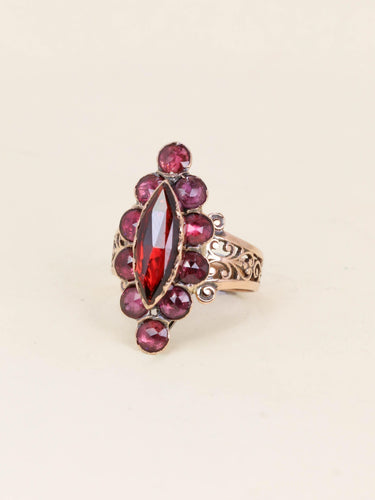 Bague 54 Bague marquise ancienne en or rose 18 carats et grenats 58 Facettes 1CA000/2