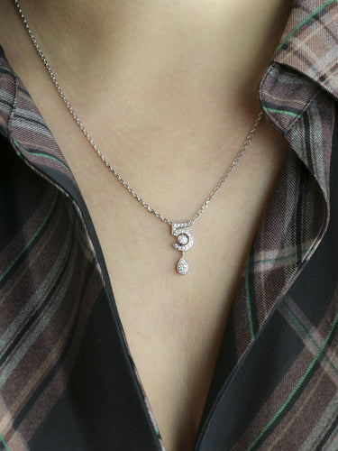 Collier Chanel Eternal N°5 - Collier en or blanc 18k et diamants 58 Facettes 1187