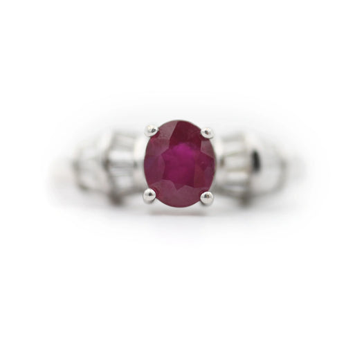 Bague 54 Bague en or blanc 18 carats avec rubis birman 0,70 ct et diamants 58 Facettes 6163