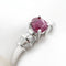 Bague 54 Bague en or blanc 18 carats avec rubis birman 0,70 ct et diamants 58 Facettes 6163