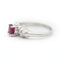 Bague 54 Bague en or blanc 18 carats avec rubis birman 0,70 ct et diamants 58 Facettes 6163