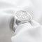 Bague 57 Bague chevalière pavée de diamants en or blanc 18 kt 58 Facettes 7242