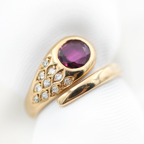 Bague Bague serpent en or jaune 18 kt avec rubis 0,80 ct et diamants 58 Facettes 8951