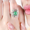 Bague 56 Bague en or blanc, émeraude de Colombie 1,81 ct et diamants 58 Facettes 14539