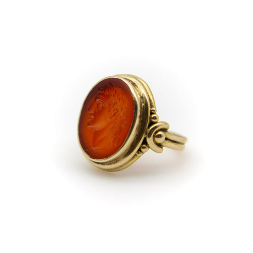 Bague Bague victorienne - Intaille en cornaline Jules César en or 18k 58 Facettes
