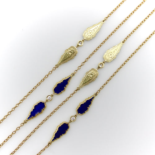 Collier Signature - Collier chaîne à stations gothiques en or 14K, diamants et émail 58 Facettes