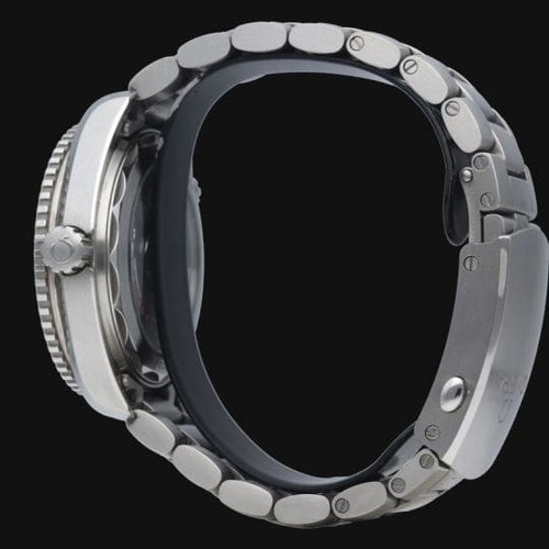 Montre Omega Seamaster Planet Ocean - Montre 600M en acier 58 Facettes MT45002