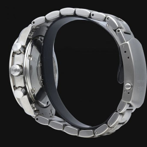 Montre Omega Speedmaster - Montre chronographe Date en acier 58 Facettes MT45070