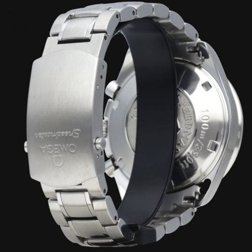 Montre Omega Speedmaster - Montre chronographe Date en acier 58 Facettes MT45070