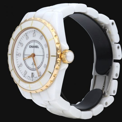 Montre Chanel J12 - Montre 38 mm en céramique avec cadran diamants 58 Facettes MT44652
