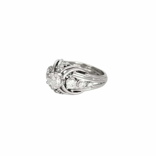 Bague 46 Bague dôme en or blanc 18 carats et diamants 58 Facettes 250016