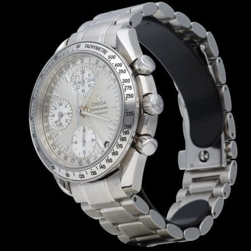 Montre Omega Speedmaster - Montre chronographe Day-Date en acier 58 Facettes MT44220