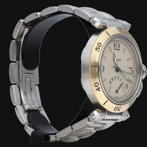 Montre Cartier Pasha - Montre automatique en acier 38 mm 58 Facettes MT44404