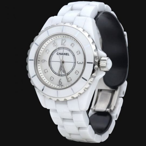 Montre Chanel J12 - Montre femme 33 mm en céramique blanche 58 Facettes MT44655