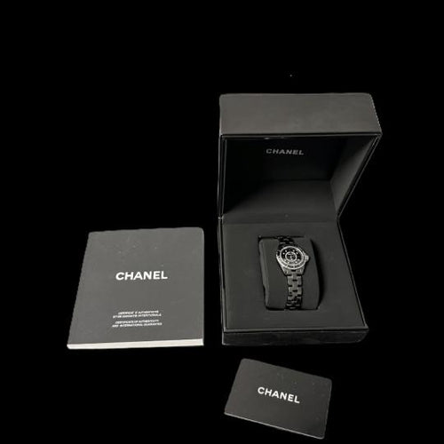 Montre Chanel J12 - Montre quartz 29 mm en céramique avec diamants 58 Facettes MT39967