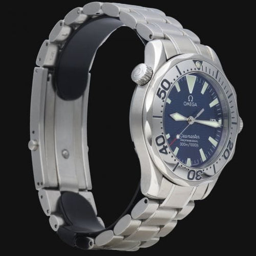 Montre Omega Seamaster Professional 300M - Montre homme en acier, cadran bleu 58 Facettes MT40541