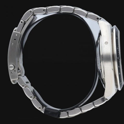 Montre Omega Speedmaster - Montre chronographe Date en acier, édition limitée 58 Facettes MT41438