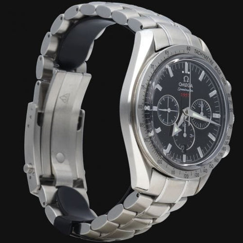 Montre Omega Speedmaster Broad Arrow - Montre chronographe automatique acier 42 mm 58 Facettes MT41843