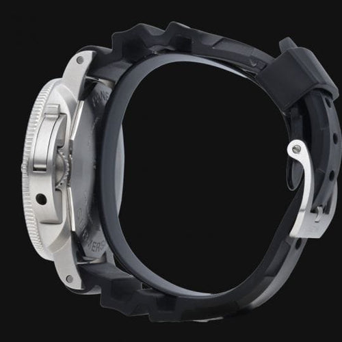 Montre Panerai Luminor Submersible - Montre automatique homme 42 mm 58 Facettes MT42353