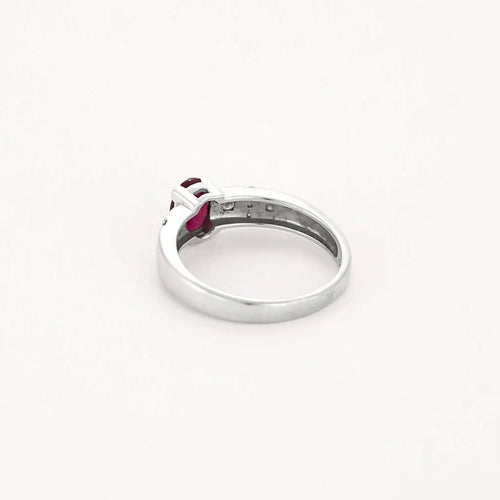 Bague 56.5 Bague or blanc, rubis et diamants 58 Facettes B250459