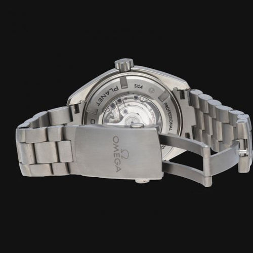 Montre Omega Seamaster Planet Ocean - Montre homme en titane 600 m 58 Facettes MT43350