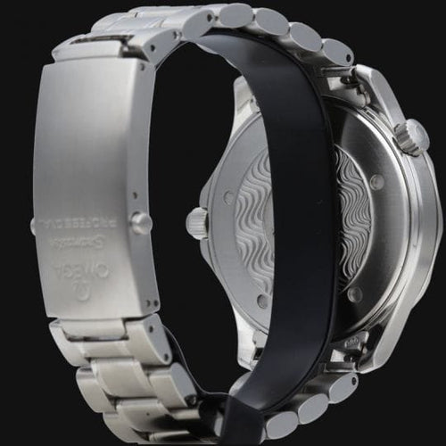 Montre Omega Seamaster 300M - Montre homme en acier, cadran noir 58 Facettes MT43664