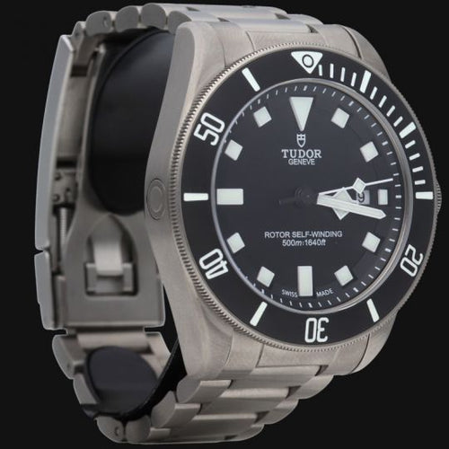 Montre Tudor Pelagos - Montre automatique homme en titane 42 mm 58 Facettes MT43920