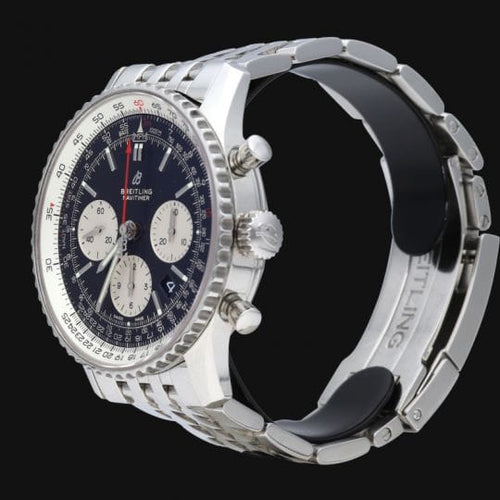 Montre Breitling Navitimer B01 - Montre chronographe 43 mm en acier 58 Facettes MT43430