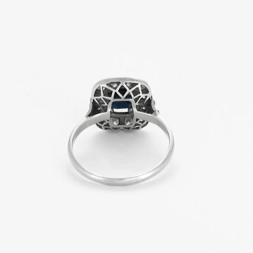 Bague 56 Bague en or blanc, saphir et diamants 58 Facettes B250363