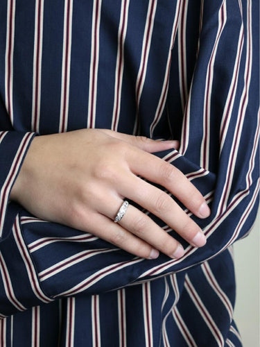 Bague 51.5 Bague jarretière platine diamants taille ancienne 58 Facettes 1164.1