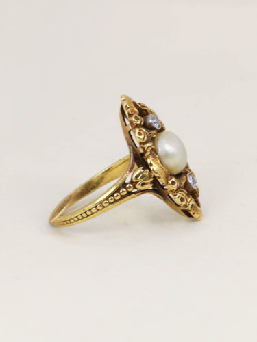 Bague 47 Bague marquise Art Nouveau or jaune perle fine diamants 58 Facettes 1260