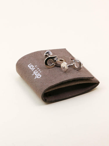 Boucles d'oreilles DINH VAN Boucles d'oreilles menottes R8 or blanc 58 Facettes 1215.9