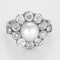 Bague 51 Rare Bague marguerite en platine, perle fine et diamants 58 Facettes GAP1897X2