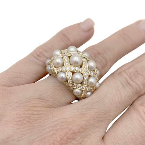 Bague 53 Bague Chanel, "Baroque", or jaune, diamants et perles. 58 Facettes 35390