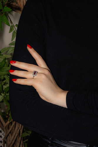 Bague 55 Bague Or blanc Rubis, Diamant 58 Facettes 4932882CN