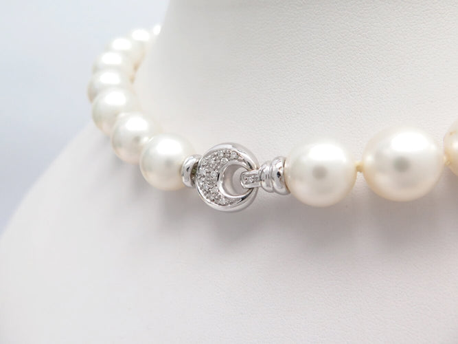 Collier collier de 29 perles des mers du sud & or gris 18k pls 58 Facettes 273028