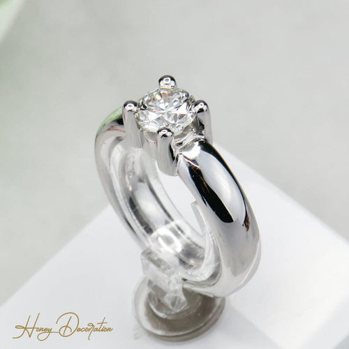 Bague 52 Solitaire - Bague solitaire en or blanc 18 carats et diamant 58 Facettes 2343